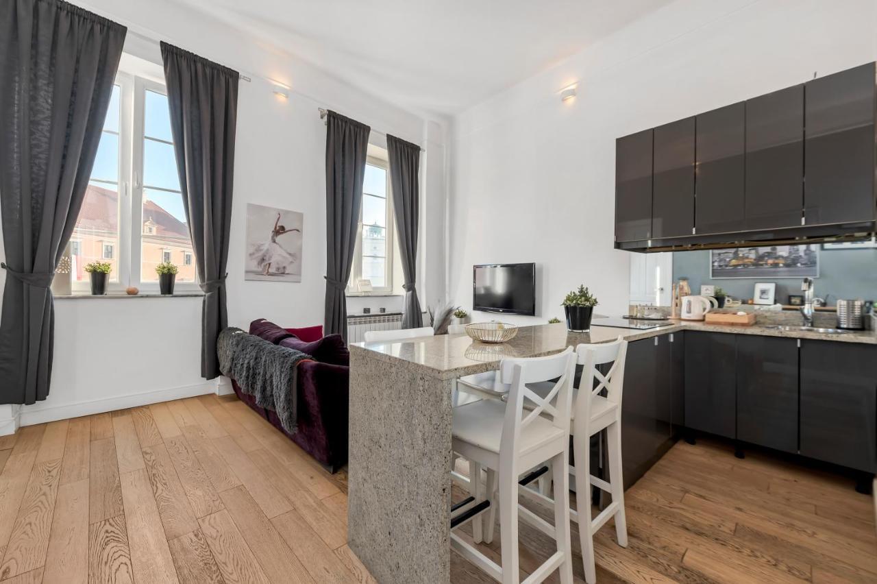 Lumina Apartments On The Market Square Near The Royal Castle Варшава Екстериор снимка